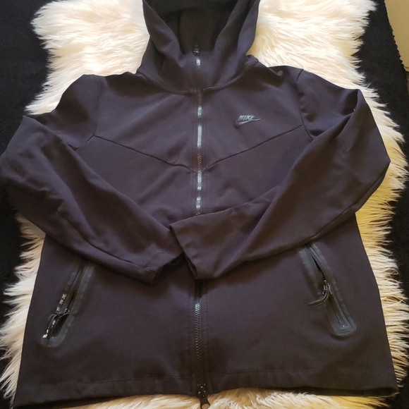 Track jacket - Picture 1 of 5